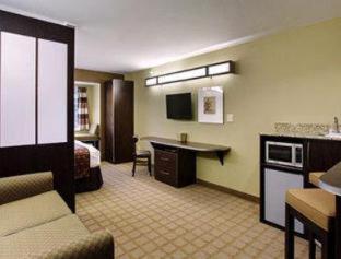 Microtel Inn & Suites By Wyndham Prairie Du Chien Δωμάτιο φωτογραφία